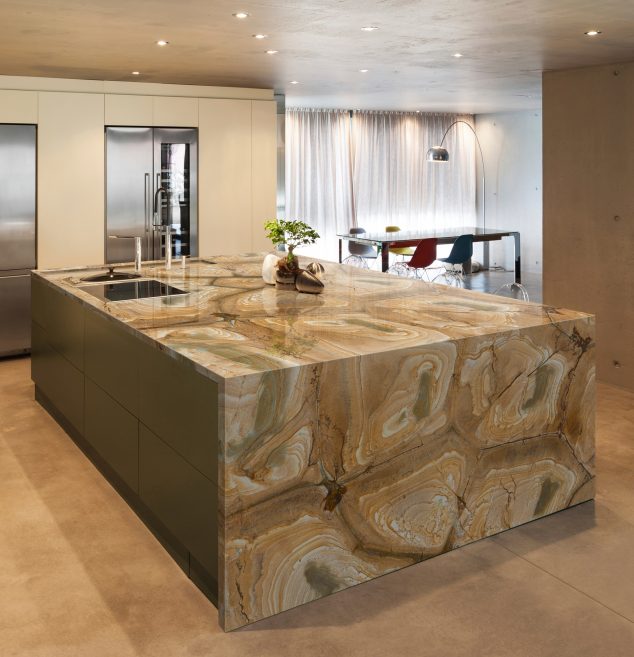 15 Impressive Kitchen Colored Counter top to Inspire You e4bb36bf3f869c4cf68e0553d8365bb8 634x657 15 Impressive Kitchen Colored Counter top to Inspire You