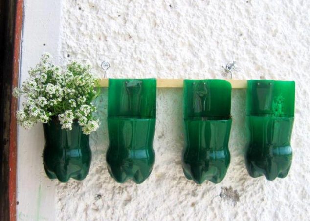pot1 634x453 Amazing Ideas on How to Reuse Plastic Bottles in Garden