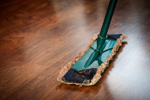  Helpful Tips For Cleaning Wooden Flooring